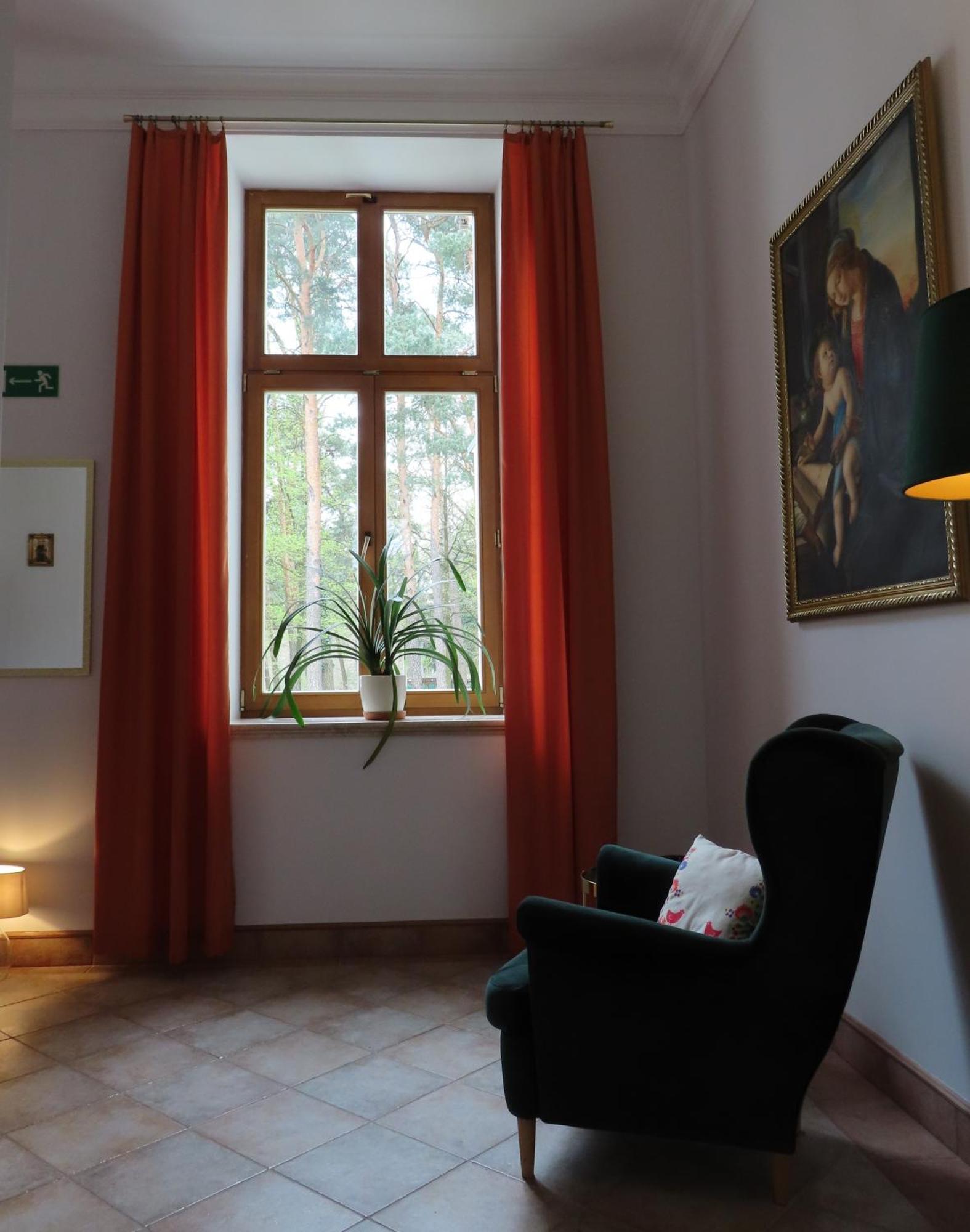 Dobry Zakatek Dom Rekolekcyjny Otel Konstancin-Jeziorna Dış mekan fotoğraf